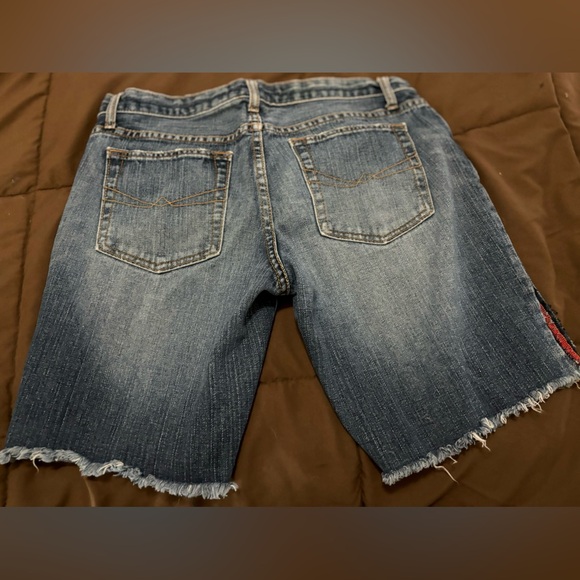 Gap women’s size 12 cut off jeans shorts - Picture 5 of 5